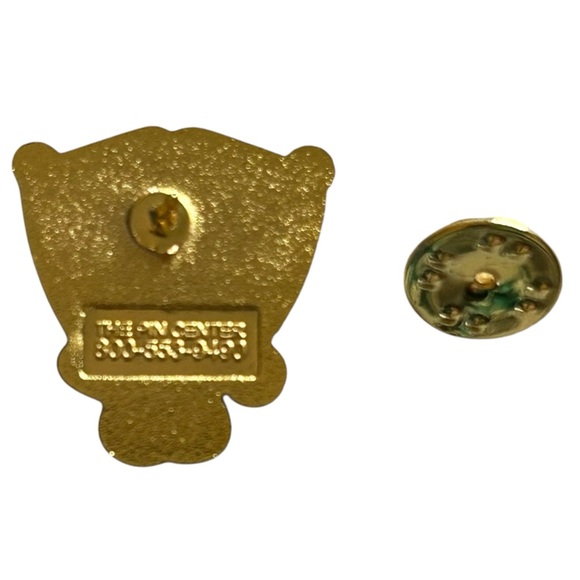 Vintage Beverly Hills California Lapel Pin 90210 Navy & Gold Enamel Souvenir - Picture 2 of 6